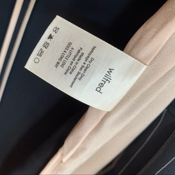 BNWOT Aritzia Wilfred Blazer - Oversized XXS - Picture 9 of 11